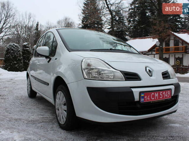 Белый Рено Модус, объемом двигателя 1.2 л и пробегом 127 тыс. км за 4990 $, фото 43 на Automoto.ua