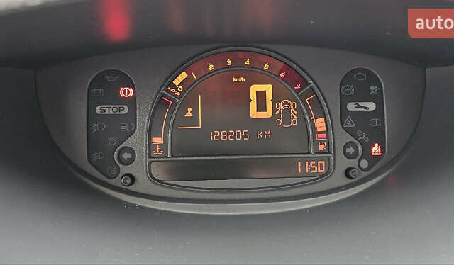 Белый Рено Модус, объемом двигателя 1.2 л и пробегом 128 тыс. км за 5250 $, фото 20 на Automoto.ua