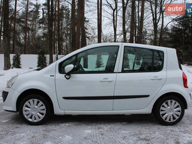 Белый Рено Модус, объемом двигателя 1.2 л и пробегом 127 тыс. км за 4990 $, фото 35 на Automoto.ua