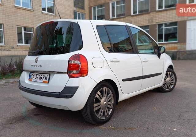 Білий Рено Модус, об'ємом двигуна 1.6 л та пробігом 162 тис. км за 6999 $, фото 7 на Automoto.ua