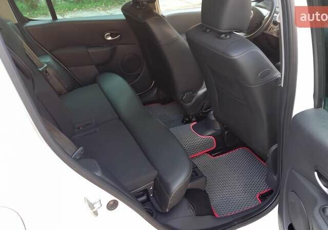 Белый Рено Модус, объемом двигателя 1.6 л и пробегом 162 тыс. км за 6999 $, фото 11 на Automoto.ua