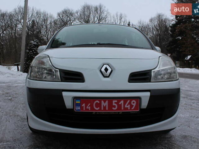 Белый Рено Модус, объемом двигателя 1.2 л и пробегом 127 тыс. км за 4990 $, фото 14 на Automoto.ua
