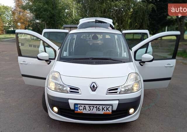 Білий Рено Модус, об'ємом двигуна 1.6 л та пробігом 162 тис. км за 6999 $, фото 5 на Automoto.ua