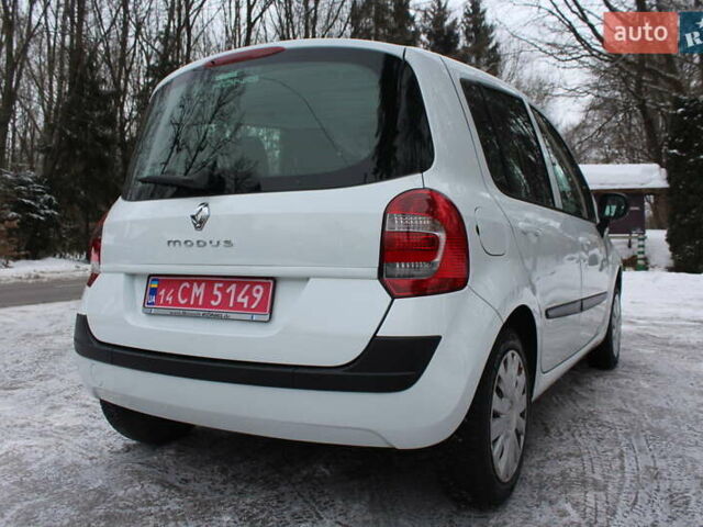 Белый Рено Модус, объемом двигателя 1.2 л и пробегом 127 тыс. км за 4990 $, фото 42 на Automoto.ua