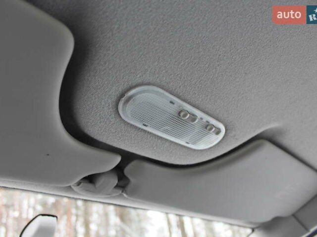 Белый Рено Модус, объемом двигателя 1.2 л и пробегом 127 тыс. км за 4990 $, фото 56 на Automoto.ua