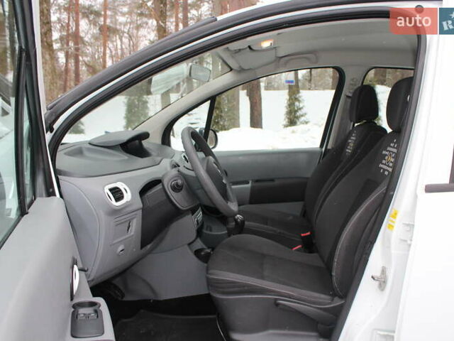 Белый Рено Модус, объемом двигателя 1.2 л и пробегом 127 тыс. км за 4990 $, фото 45 на Automoto.ua