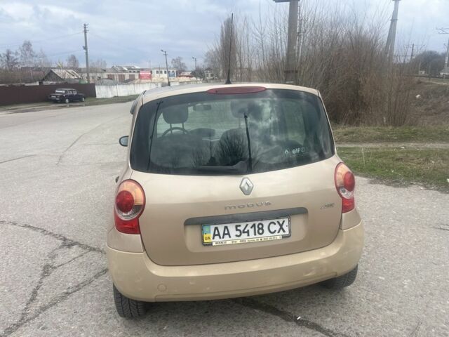Бежевый Рено Модус, объемом двигателя 1.4 л и пробегом 120 тыс. км за 3700 $, фото 4 на Automoto.ua