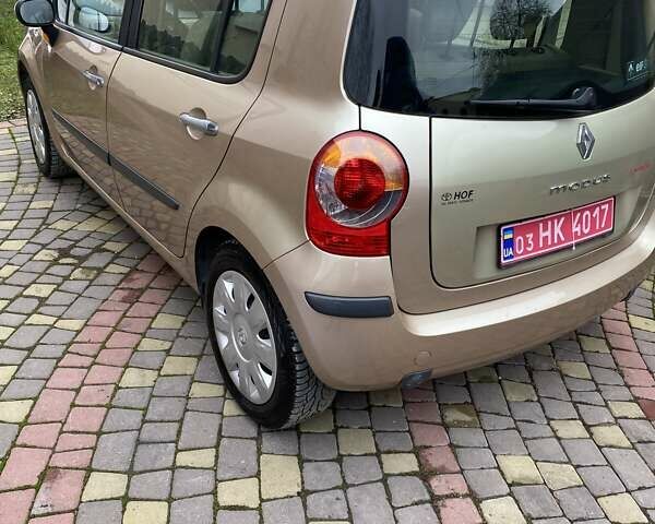 Бежевий Рено Модус, об'ємом двигуна 0 л та пробігом 160 тис. км за 4900 $, фото 2 на Automoto.ua