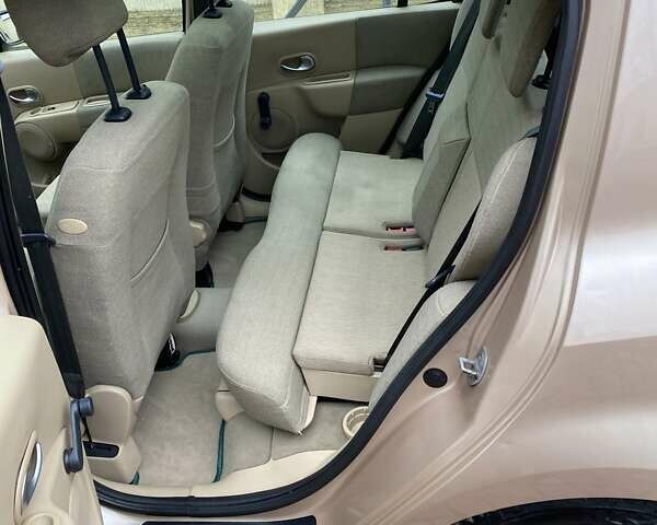 Бежевий Рено Модус, об'ємом двигуна 0 л та пробігом 160 тис. км за 4900 $, фото 8 на Automoto.ua
