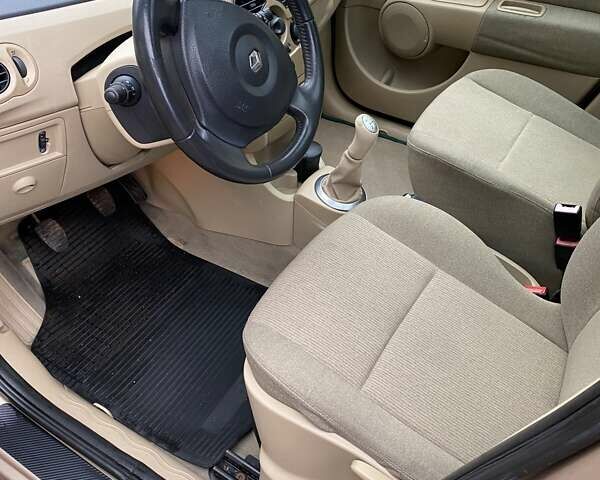 Бежевий Рено Модус, об'ємом двигуна 0 л та пробігом 160 тис. км за 4900 $, фото 6 на Automoto.ua