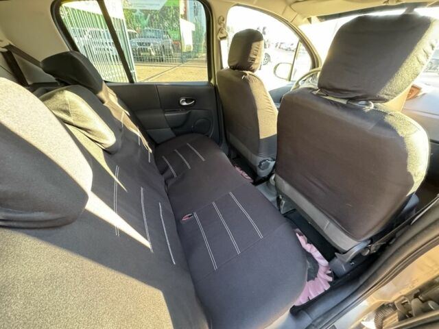 Бежевий Рено Модус, об'ємом двигуна 1.6 л та пробігом 118 тис. км за 6350 $, фото 11 на Automoto.ua