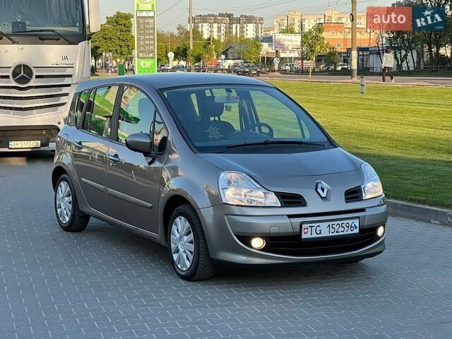 Бежевий Рено Модус, об'ємом двигуна 1.6 л та пробігом 128 тис. км за 6950 $, фото 39 на Automoto.ua
