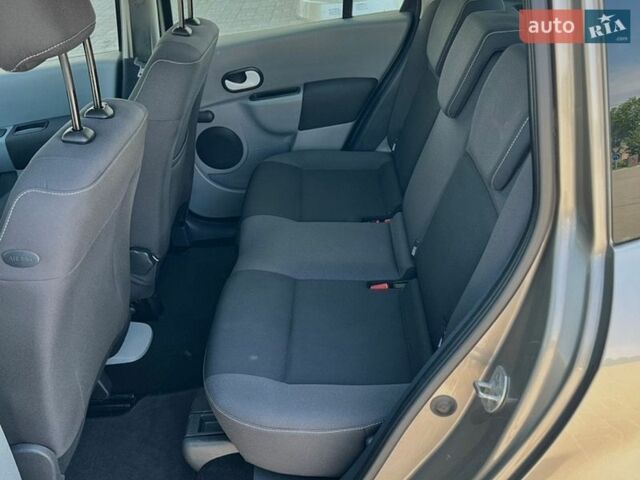Бежевий Рено Модус, об'ємом двигуна 1.6 л та пробігом 128 тис. км за 6950 $, фото 21 на Automoto.ua