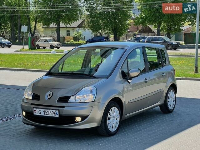 Бежевый Рено Модус, объемом двигателя 1.6 л и пробегом 128 тыс. км за 6950 $, фото 1 на Automoto.ua