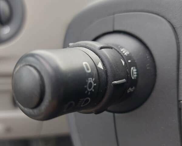 Чорний Рено Модус, об'ємом двигуна 1.2 л та пробігом 150 тис. км за 4650 $, фото 6 на Automoto.ua