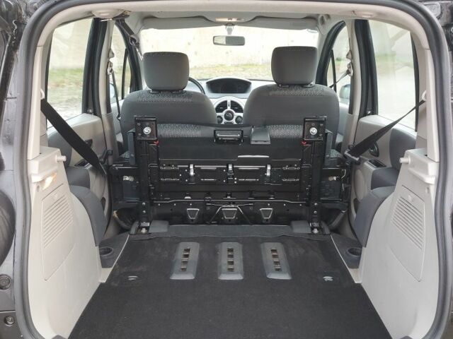 Чорний Рено Модус, об'ємом двигуна 1.2 л та пробігом 154 тис. км за 4650 $, фото 6 на Automoto.ua