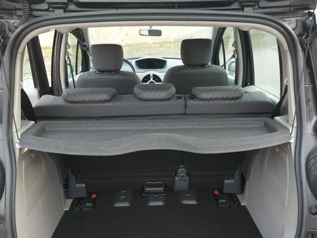 Чорний Рено Модус, об'ємом двигуна 1.2 л та пробігом 154 тис. км за 4650 $, фото 14 на Automoto.ua