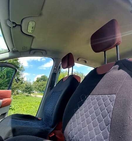Черный Рено Модус, объемом двигателя 1.6 л и пробегом 230 тыс. км за 4100 $, фото 22 на Automoto.ua