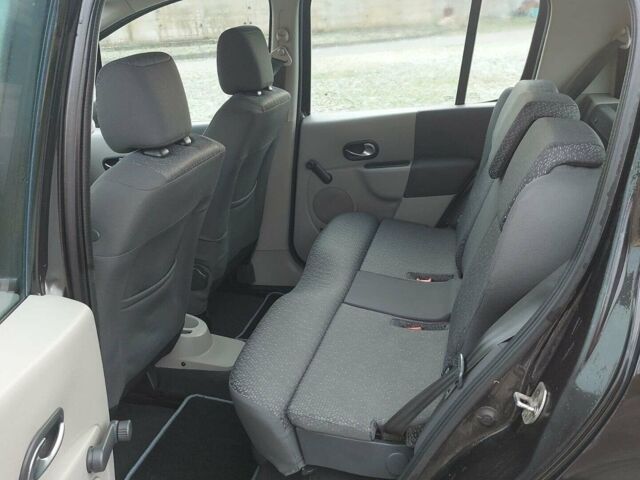 Черный Рено Модус, объемом двигателя 1.2 л и пробегом 150 тыс. км за 4100 $, фото 12 на Automoto.ua