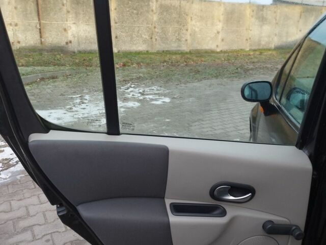 Чорний Рено Модус, об'ємом двигуна 1.2 л та пробігом 154 тис. км за 4650 $, фото 13 на Automoto.ua