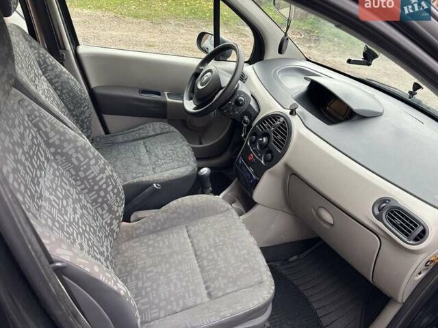 Черный Рено Модус, объемом двигателя 1.5 л и пробегом 290 тыс. км за 4000 $, фото 6 на Automoto.ua