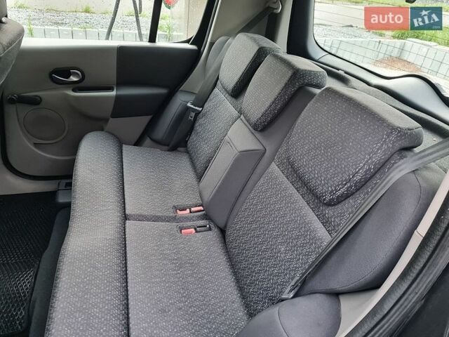 Черный Рено Модус, объемом двигателя 1.2 л и пробегом 181 тыс. км за 3400 $, фото 22 на Automoto.ua