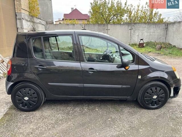 Черный Рено Модус, объемом двигателя 1.5 л и пробегом 290 тыс. км за 4000 $, фото 2 на Automoto.ua