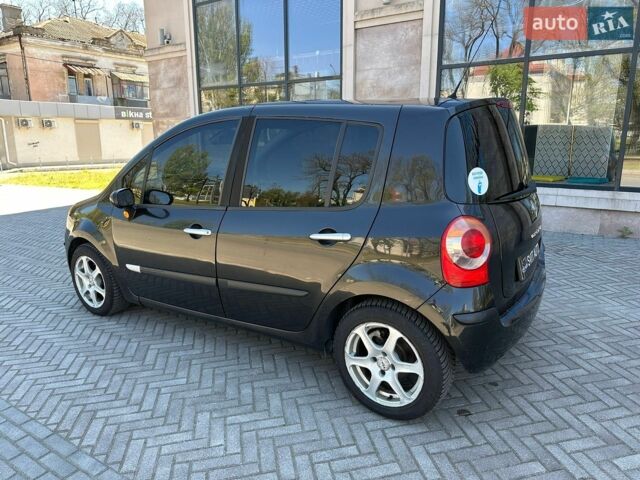 Чорний Рено Модус, об'ємом двигуна 1.6 л та пробігом 180 тис. км за 4900 $, фото 9 на Automoto.ua