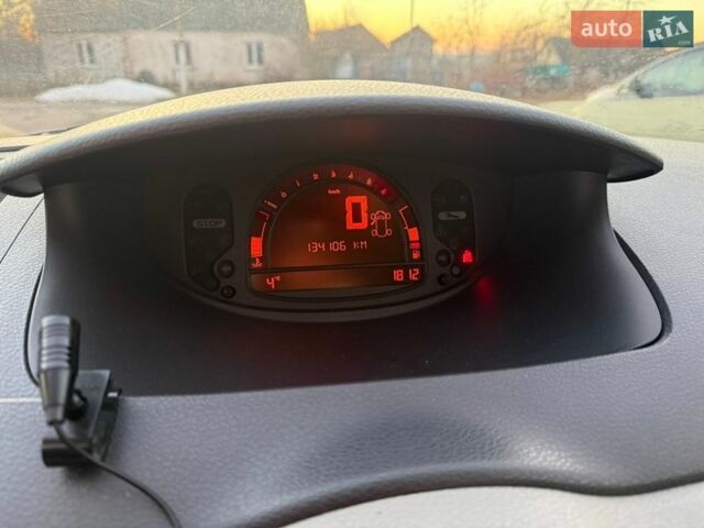 Черный Рено Модус, объемом двигателя 1.15 л и пробегом 136 тыс. км за 3700 $, фото 11 на Automoto.ua