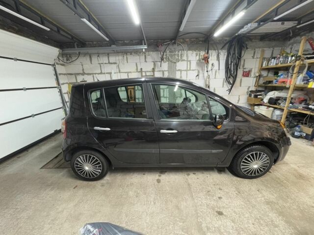 Чорний Рено Модус, об'ємом двигуна 1.1 л та пробігом 196 тис. км за 4500 $, фото 5 на Automoto.ua