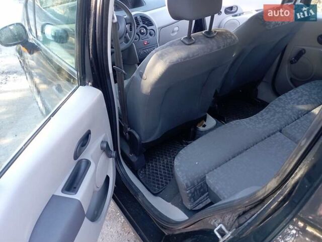 Черный Рено Модус, объемом двигателя 1.15 л и пробегом 190 тыс. км за 2899 $, фото 8 на Automoto.ua