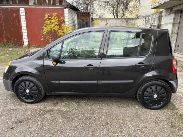 Черный Рено Модус, объемом двигателя 1.5 л и пробегом 290 тыс. км за 4000 $, фото 1 на Automoto.ua