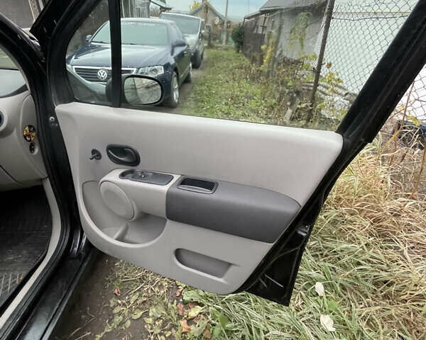 Черный Рено Модус, объемом двигателя 1.15 л и пробегом 190 тыс. км за 3000 $, фото 13 на Automoto.ua