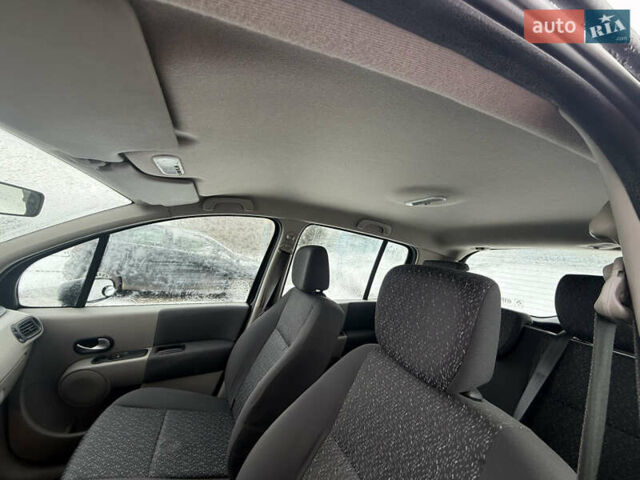 Чорний Рено Модус, об'ємом двигуна 1.15 л та пробігом 135 тис. км за 3900 $, фото 9 на Automoto.ua