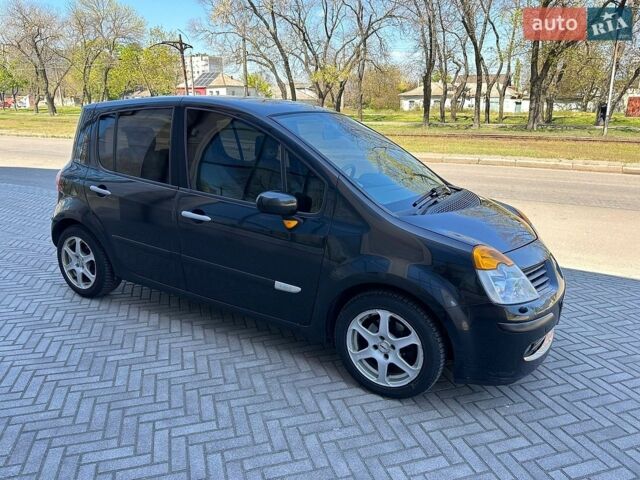 Черный Рено Модус, объемом двигателя 1.6 л и пробегом 180 тыс. км за 4900 $, фото 3 на Automoto.ua
