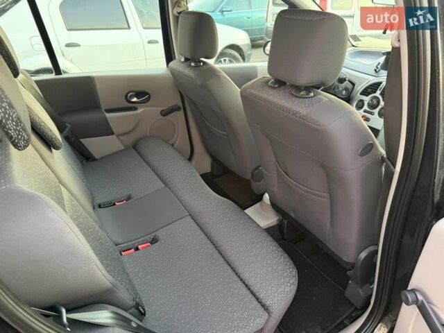 Черный Рено Модус, объемом двигателя 1.15 л и пробегом 136 тыс. км за 3700 $, фото 7 на Automoto.ua