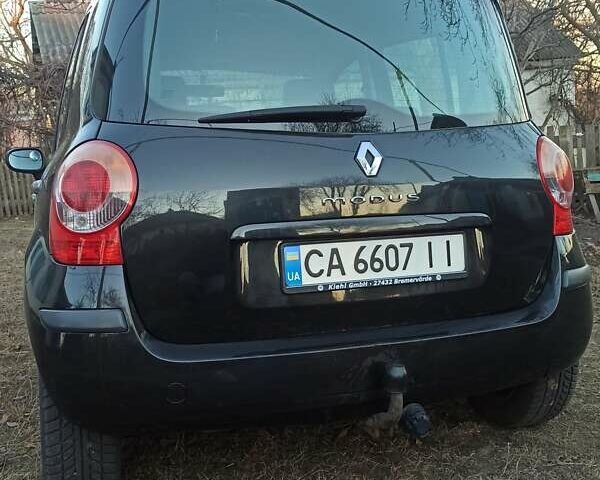 Черный Рено Модус, объемом двигателя 1.6 л и пробегом 210 тыс. км за 4200 $, фото 3 на Automoto.ua