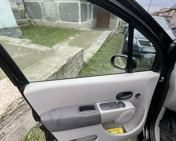 Черный Рено Модус, объемом двигателя 1.15 л и пробегом 190 тыс. км за 3000 $, фото 8 на Automoto.ua