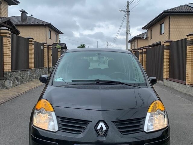 Черный Рено Модус, объемом двигателя 1.6 л и пробегом 188 тыс. км за 3750 $, фото 1 на Automoto.ua