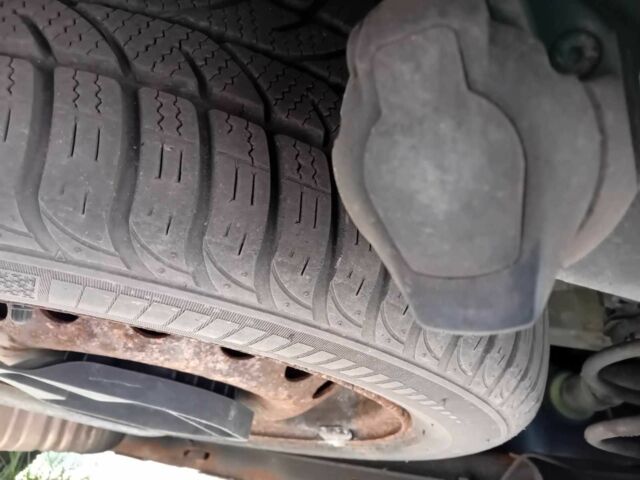 Черный Рено Модус, объемом двигателя 1.6 л и пробегом 149 тыс. км за 1164 $, фото 22 на Automoto.ua