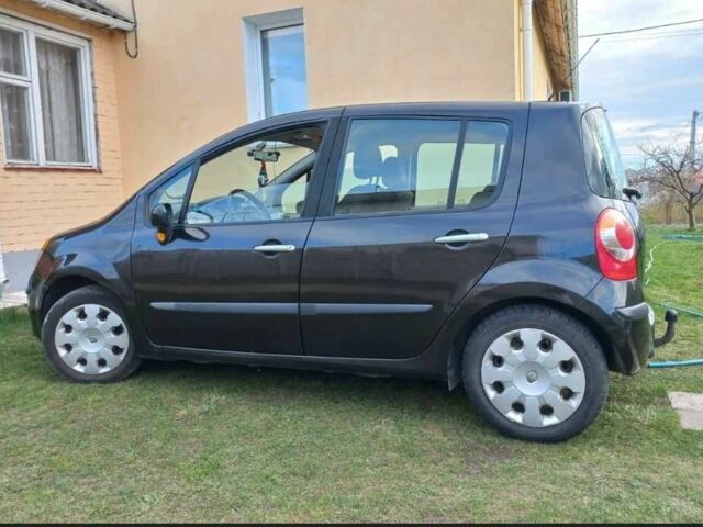 Черный Рено Модус, объемом двигателя 1.6 л и пробегом 240 тыс. км за 4000 $, фото 1 на Automoto.ua