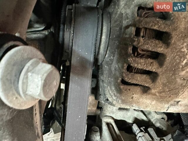 Черный Рено Модус, объемом двигателя 1.6 л и пробегом 71 тыс. км за 6500 $, фото 2 на Automoto.ua