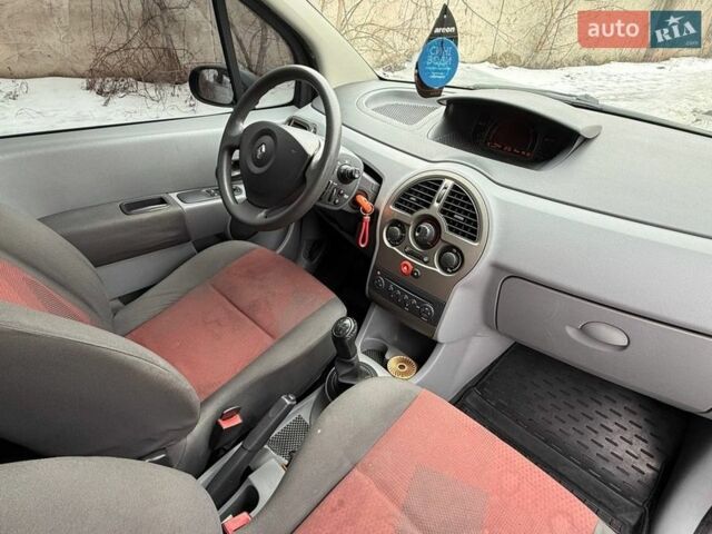 Чорний Рено Модус, об'ємом двигуна 1.2 л та пробігом 210 тис. км за 3700 $, фото 12 на Automoto.ua