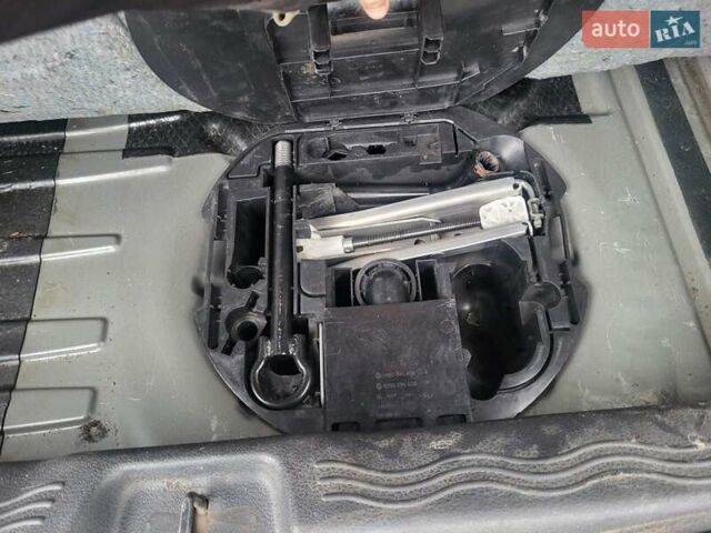 Чорний Рено Модус, об'ємом двигуна 1.46 л та пробігом 213 тис. км за 3899 $, фото 13 на Automoto.ua