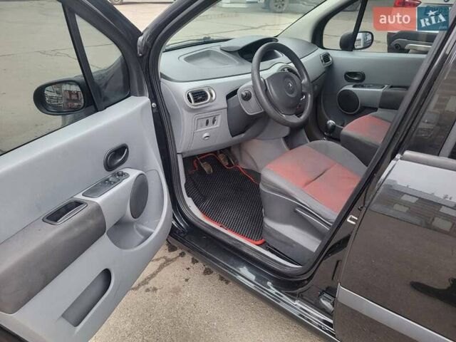 Чорний Рено Модус, об'ємом двигуна 1.46 л та пробігом 213 тис. км за 3899 $, фото 9 на Automoto.ua