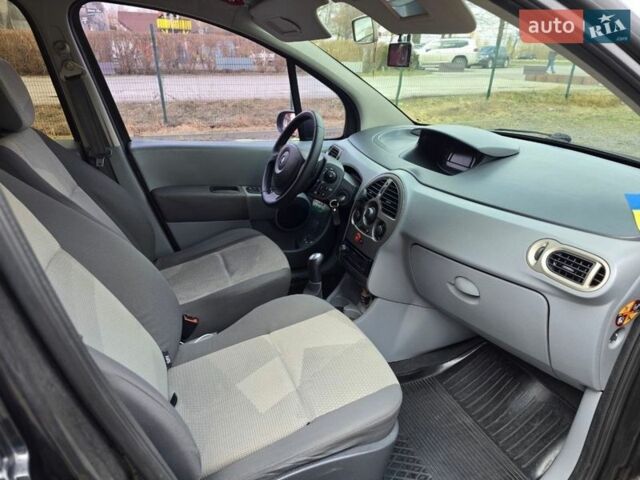 Черный Рено Модус, объемом двигателя 1.1 л и пробегом 221 тыс. км за 4300 $, фото 28 на Automoto.ua