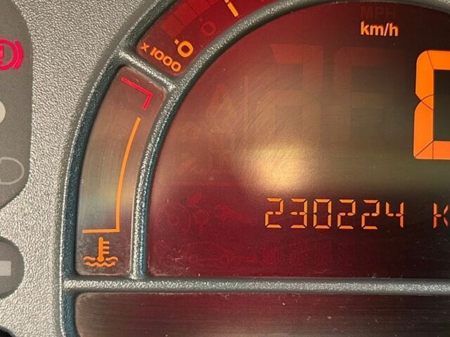 Чорний Рено Модус, об'ємом двигуна 1.6 л та пробігом 230 тис. км за 4500 $, фото 12 на Automoto.ua