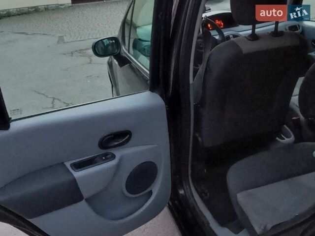 Чорний Рено Модус, об'ємом двигуна 1.2 л та пробігом 188 тис. км за 4300 $, фото 13 на Automoto.ua