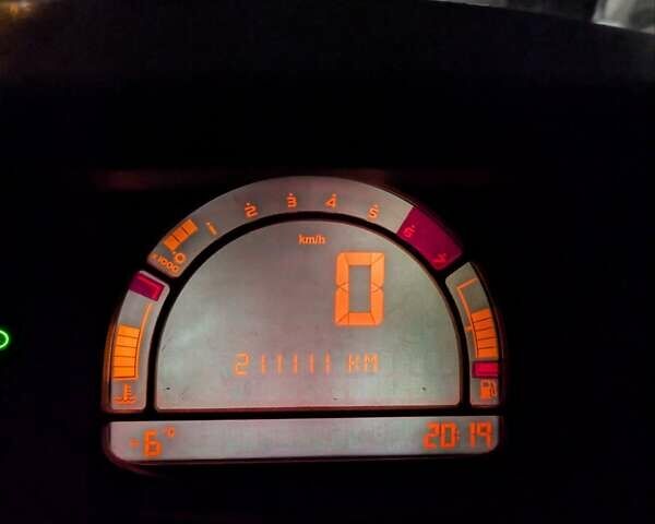 Черный Рено Модус, объемом двигателя 1.1 л и пробегом 211 тыс. км за 3700 $, фото 29 на Automoto.ua