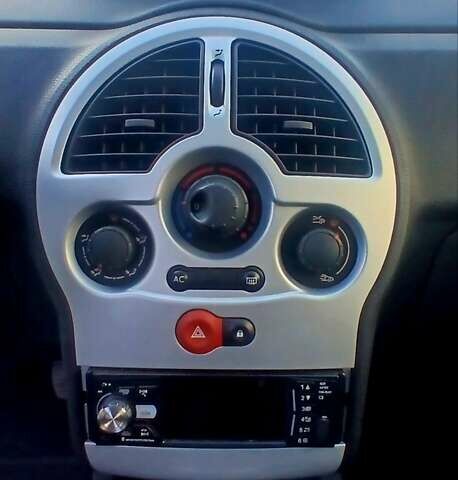 Чорний Рено Модус, об'ємом двигуна 1.2 л та пробігом 170 тис. км за 4200 $, фото 11 на Automoto.ua